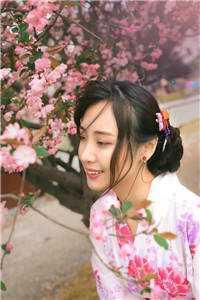 全章节天赋亿点点,唱两句就成歌王了