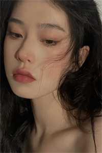 完整章节阅读活成前任白月光后,她桃花朵朵开